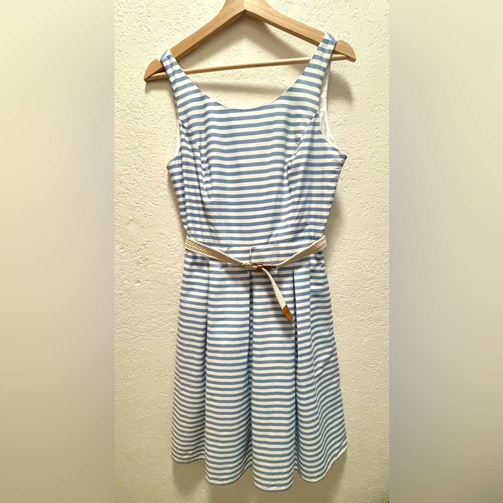 NWOT Jones New York Blue Striped Belted Sundress Size 6 with Pockets